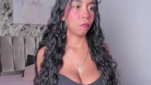 Snapshot of taniaglam chatting on 06-25-26, 06:12 taniaglam online show from 06-25-26, 06:12