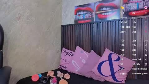 Snapshot of tanisha__lux chatting on 06-04-26, 04:07 Tanisha online show from 06-04-26, 04:07