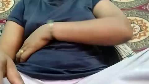 Snapshot of taniya_roy4628 chatting on 06-08-26, 04:46 taniya_roy4628 online show from 06-08-26, 04:46