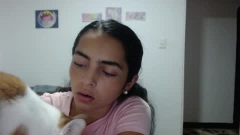 Angeline  Follow  online show from 04-09-26, 07:30