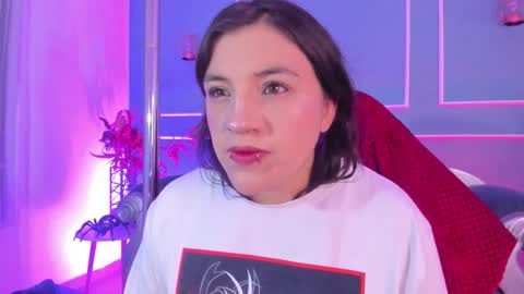 Snapshot of tarataylorr chatting on 02-07-26, 03:10 Tara online show from 02-07-26, 03:10