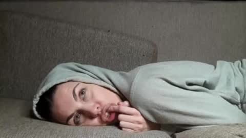 T  J   online show from 12-02-24, 09:56