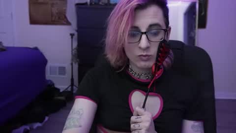 Tarrow online show from 02-18-25, 02:38