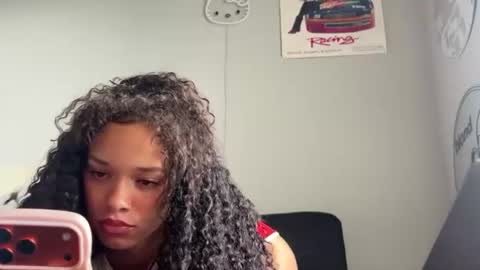Snapshot of tateharper chatting on 06-18-26, 07:51 Tate Harper online show from 06-18-26, 07:51
