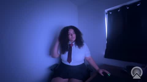 Snapshot of tatiana_18y chatting on 07-27-26, 07:21 tatiana_18y online show from 07-27-26, 07:21