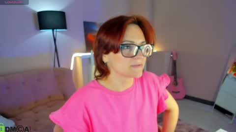 Snapshot of taticamomile chatting on 05-16-26, 12:15 Tatica online show from 05-16-26, 12:15