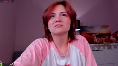 Snapshot of taticamomile chatting on 05-28-26, 12:13 Tatica online show from 05-28-26, 12:13