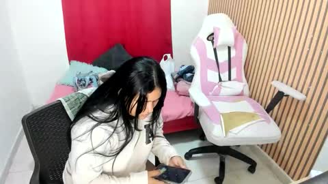 tatihot_6969 online show from 05-07-26, 02:50