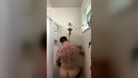 tattedupboyfun online show from 05-26-26, 07:43