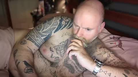 Tattooeddilf 01 online show from 01-22-25, 10:59