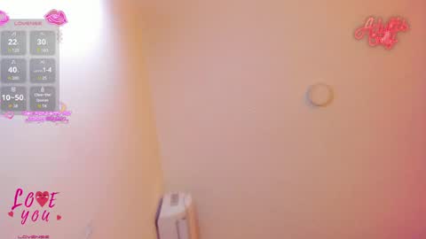 Snapshot of tattoofox_ chatting on 05-31-26, 09:27 Tatoo foxx online show from 05-31-26, 09:27