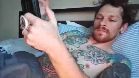 Snapshot of tattsnbones chatting on 10-21-25, 02:07 tattsnbones online show from 10-21-25, 02:07