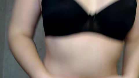 Taya online show from 12-03-25, 11:14