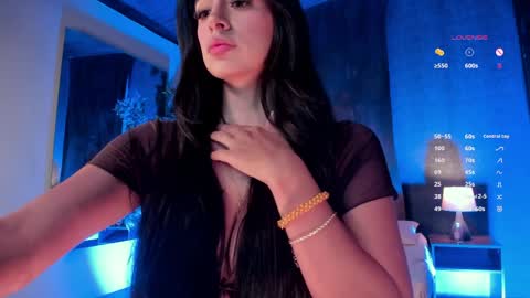 Taylor  Help me to get 100 thumbs up online show from 04-03-26, 04:49