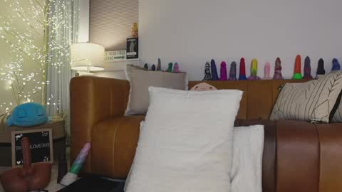 Taylor --  online show from 04-12-26, 10:09