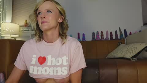 Taylor --  online show from 05-10-26, 10:42