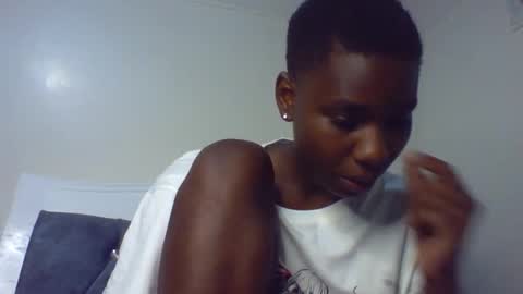 taylor_swift09 online show from 02-11-26, 09:25