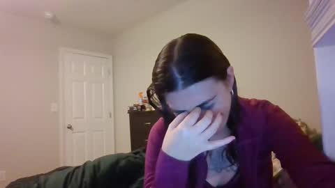 Snapshot of taylorslay chatting on 01-15-26, 05:01 taylorslay online show from 01-15-26, 05:01