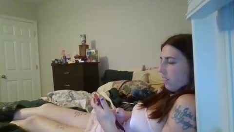 Snapshot of taylorslay chatting on 03-11-26, 11:33 taylorslay online show from 03-11-26, 11:33