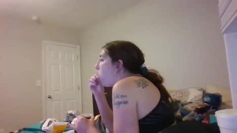 Snapshot of taylorslay chatting on 04-05-26, 11:57 taylorslay online show from 04-05-26, 11:57