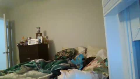 Snapshot of taylorslay chatting on 04-23-26, 12:12 taylorslay online show from 04-23-26, 12:12