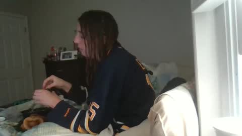 Snapshot of taylorslay chatting on 04-26-26, 07:33 taylorslay online show from 04-26-26, 07:33