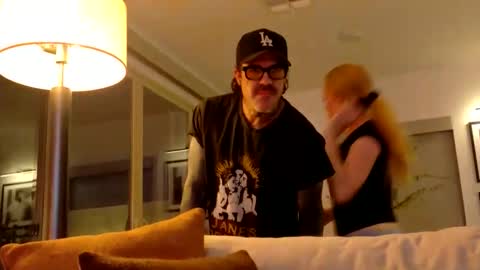 Taylor Rae online show from 05-13-26, 03:15