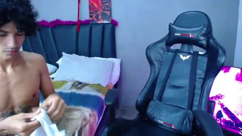 Tayron online show from 05-28-26, 01:30