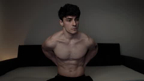 Snapshot of taziro chatting on 03-30-26, 12:39 Ean online show from 03-30-26, 12:39