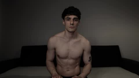 Snapshot of taziro chatting on 04-16-26, 01:01 Ean online show from 04-16-26, 01:01