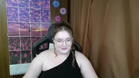 Teasing Dora online show from 07-25-26, 11:35