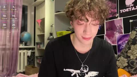 Alice     online show from 03-09-26, 09:30