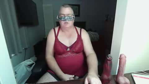 Snapshot of teddy1972 chatting on 05-07-26, 07:41 teddy1972 online show from 05-07-26, 07:41