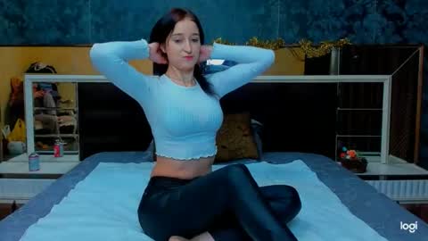 Luna online show from 01-18-26, 03:54