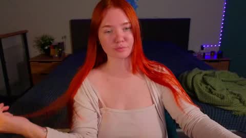 Snapshot of tendersea chatting on 05-27-26, 02:58 inst r0seamber0 online show from 05-27-26, 02:58