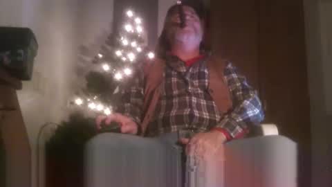 Tennredneck online show from 12-23-24, 04:55