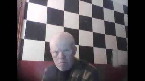 Snapshot of terdy2366 chatting on 11-18-25, 05:28 terdy2366 online show from 11-18-25, 05:28