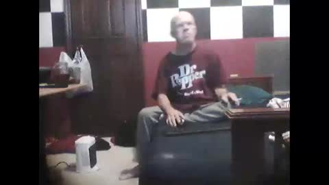 Snapshot of terdy2366 chatting on 01-10-26, 10:58 terdy2366 online show from 01-10-26, 10:58