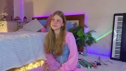 Jess online show from 07-05-26, 08:21