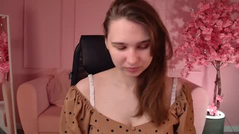 Tessa online show from 05-21-26, 05:36