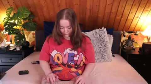 Tessa online show from 11-22-25, 11:20