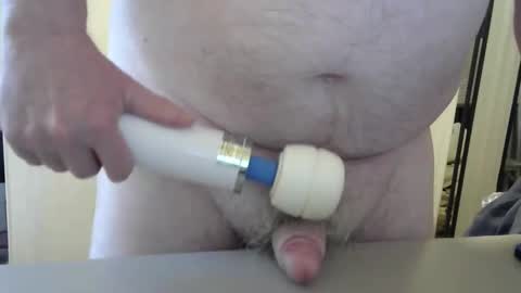 Test the Chat online show from 04-15-26, 04:03