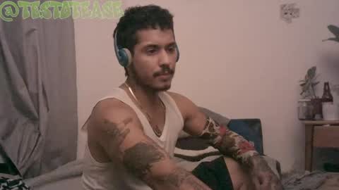 Milo online show from 05-04-26, 03:46