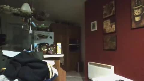 Snapshot of tetuo2 chatting on 12-23-25, 03:59 tetuo2 online show from 12-23-25, 03:59