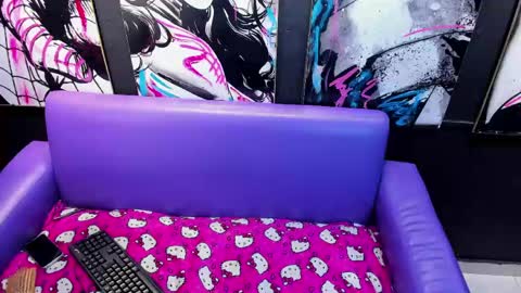       online show from 04-18-26, 02:37