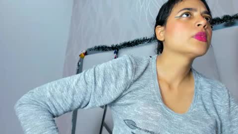 Snapshot of thalia888_ chatting on 12-14-25, 07:07 thalia888_ online show from 12-14-25, 07:07