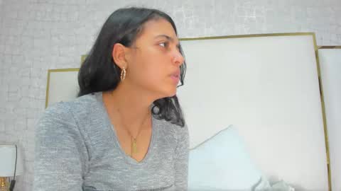 Snapshot of thalia888_ chatting on 01-17-26, 07:28 thalia888_ online show from 01-17-26, 07:28