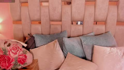 Thalia Nichols online show from 06-01-26, 11:06