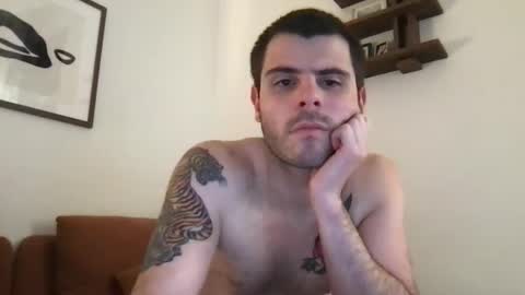 Snapshot of thatfeelsgoood chatting on 04-22-26, 02:03 thatfeelsgoood online show from 04-22-26, 02:03