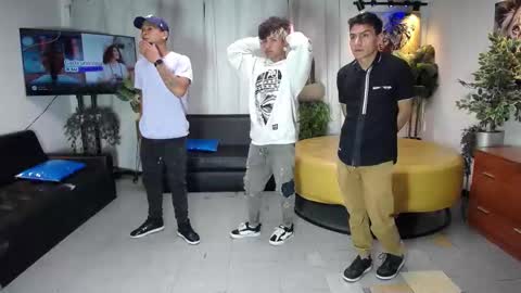 Snapshot of the_goodfellas chatting on 01-18-26, 06:01 the goodfellas online show from 01-18-26, 06:01